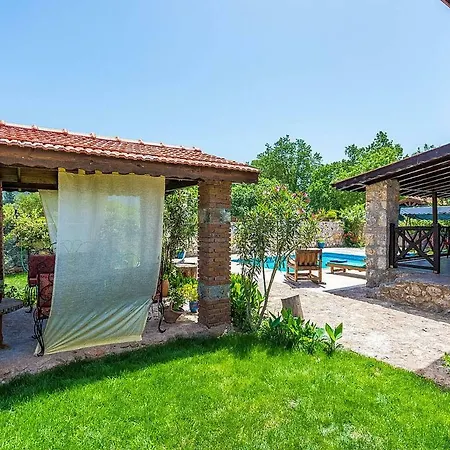 Levissi Villas 1 Βίλα
