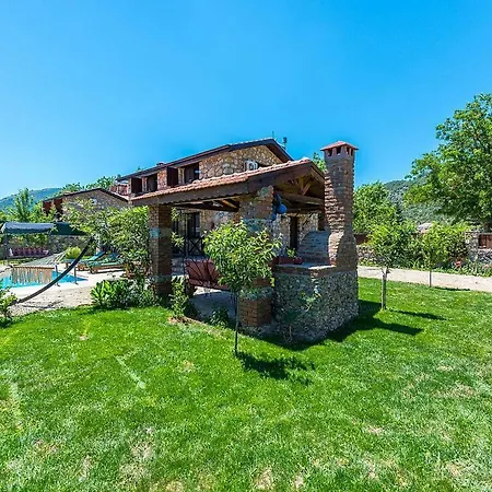 Βίλα Levissi Villas 1 *